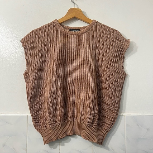 American Apparel Sweaters - Women’s Fisherman Sweater Vest Chunky Knit XS Academia Grandpa Minimalist Boxy